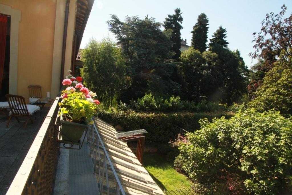 Lisander B&B Suite And Terrace Сереньо Экстерьер фото